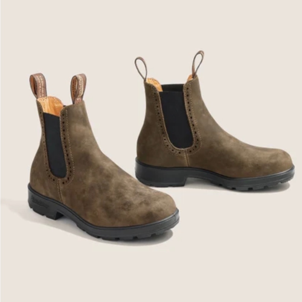 High Top Rustic Brown & Black Blundstones, Womens US 8.5